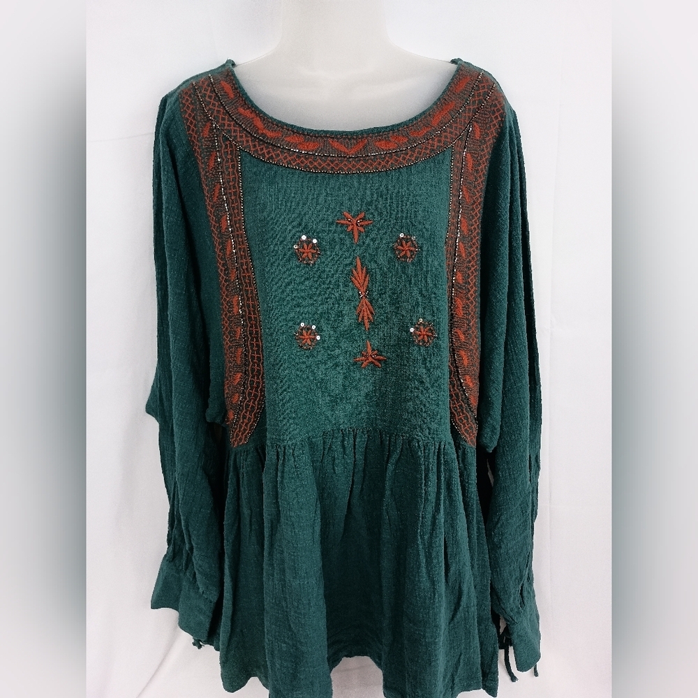 Boho Chic Green Tunic with Embroidery
